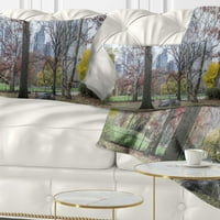 Designart Central Park New York City u jesen - pejzažni štampani jastuk za bacanje - 12x20